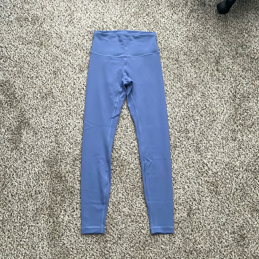 Lululemon Wunder Train 28” in Water Drop